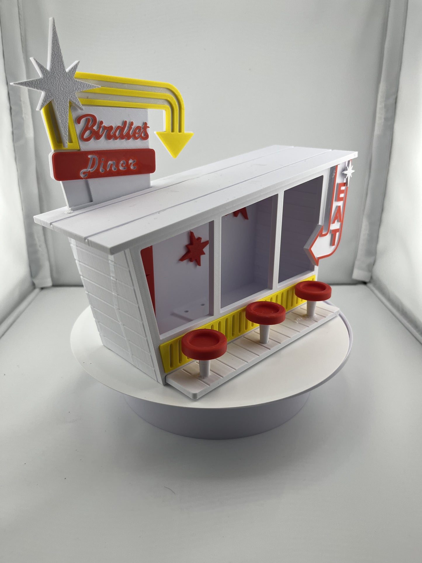 π¦ Birdie's Diner 3D-Printed Bird Feeder β Fun, Unique Design for Backyard Birds β Easy to Hang & Fill! πΏ