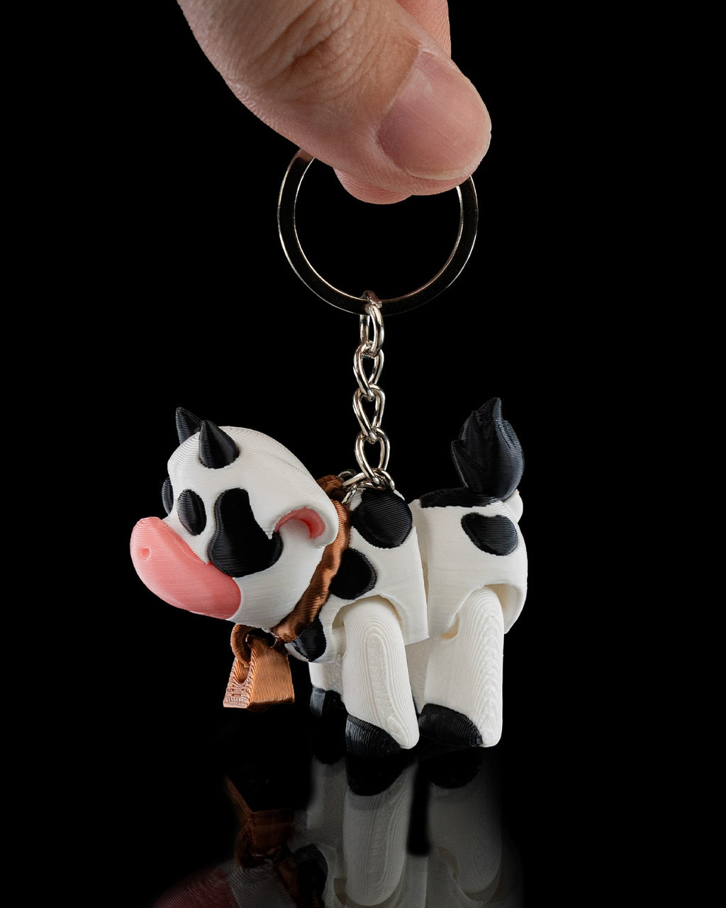 Daisy the Cow Keychain – 3D Printed Articulated Accessory