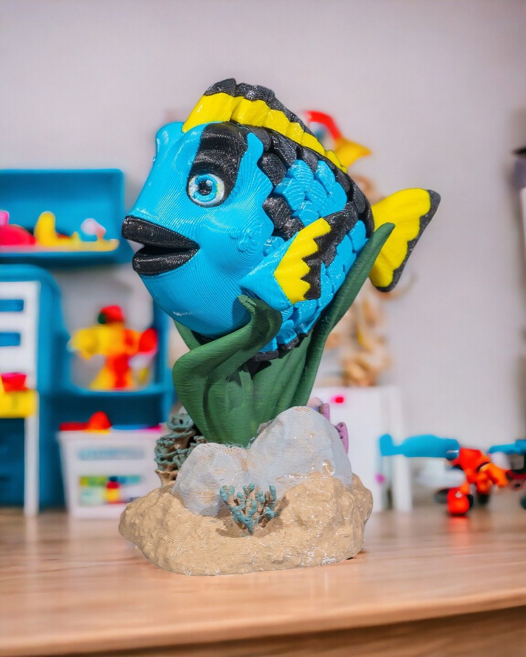 Dolores the Blue Tang – Articulated 3D Printed Display Figure