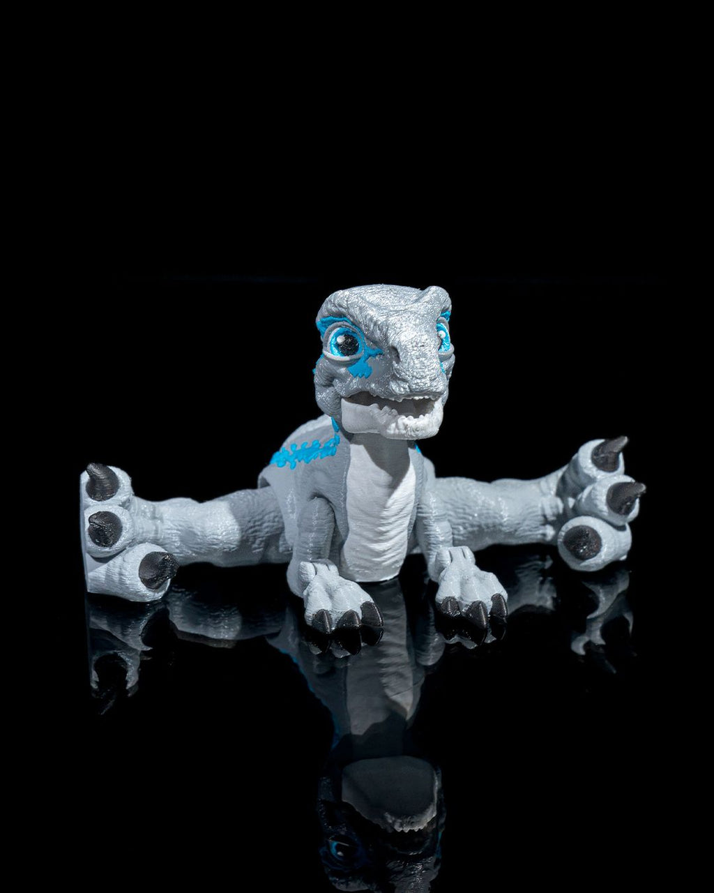 Articulated Velociraptor – 3D Printed Display Figure
