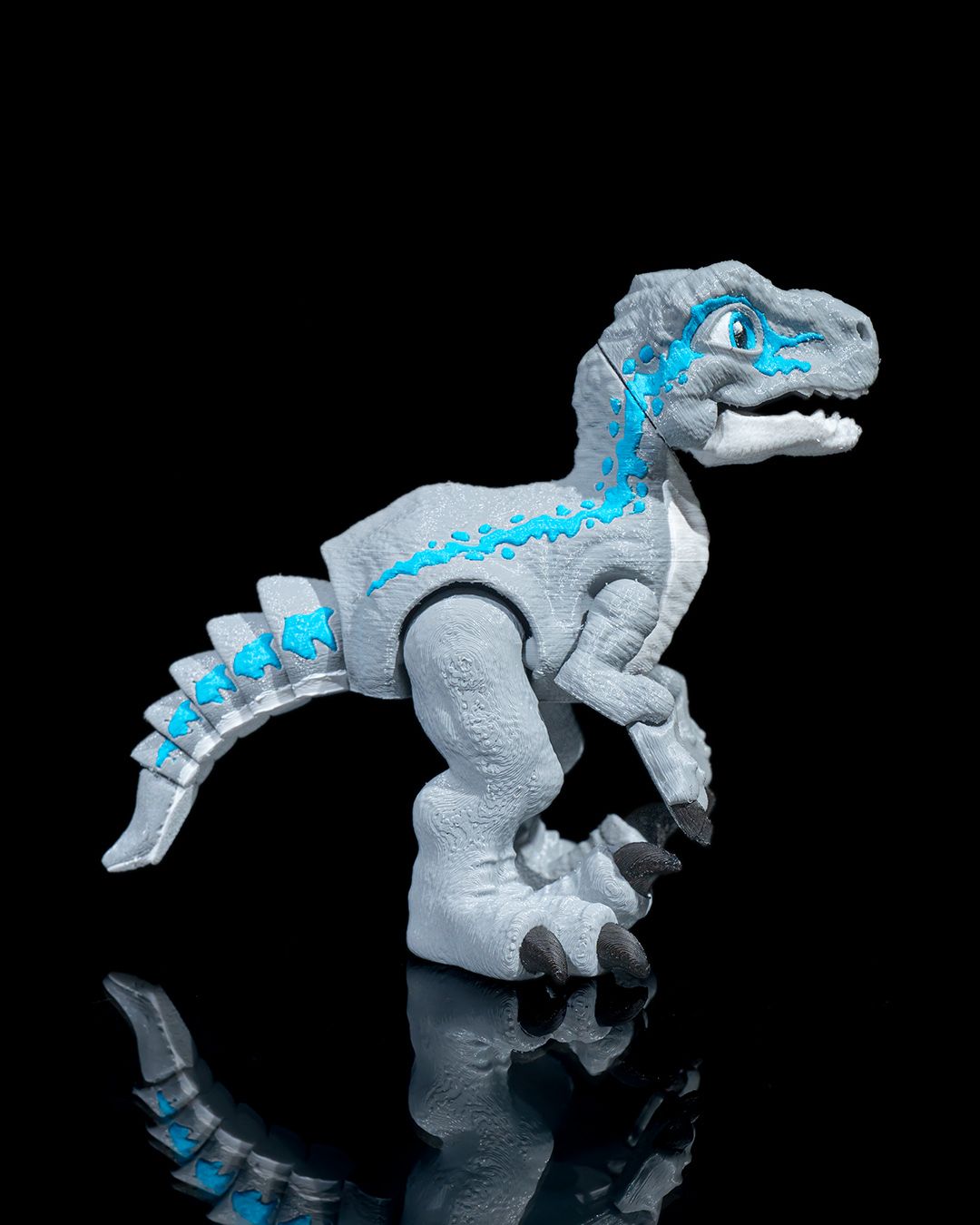 Articulated Velociraptor – 3D Printed Display Figure
