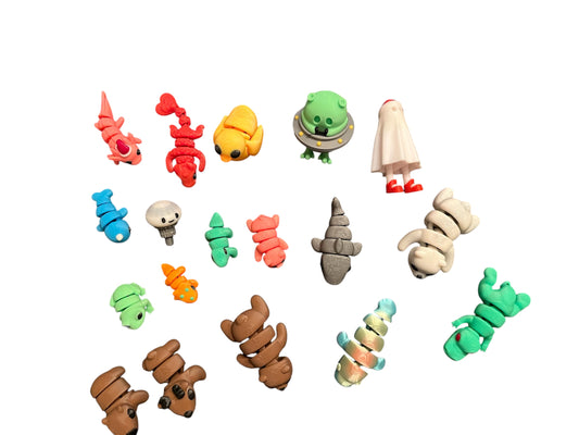 Mini Animal Set, 3D Printed Critter Fidget Toys, Mini Animal Movable Statue Toys. (18 Count)