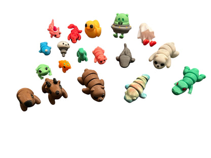 Mini Animal Set, 3D Printed Critter Fidget Toys, Mini Animal Movable Statue Toys. (18 Count)