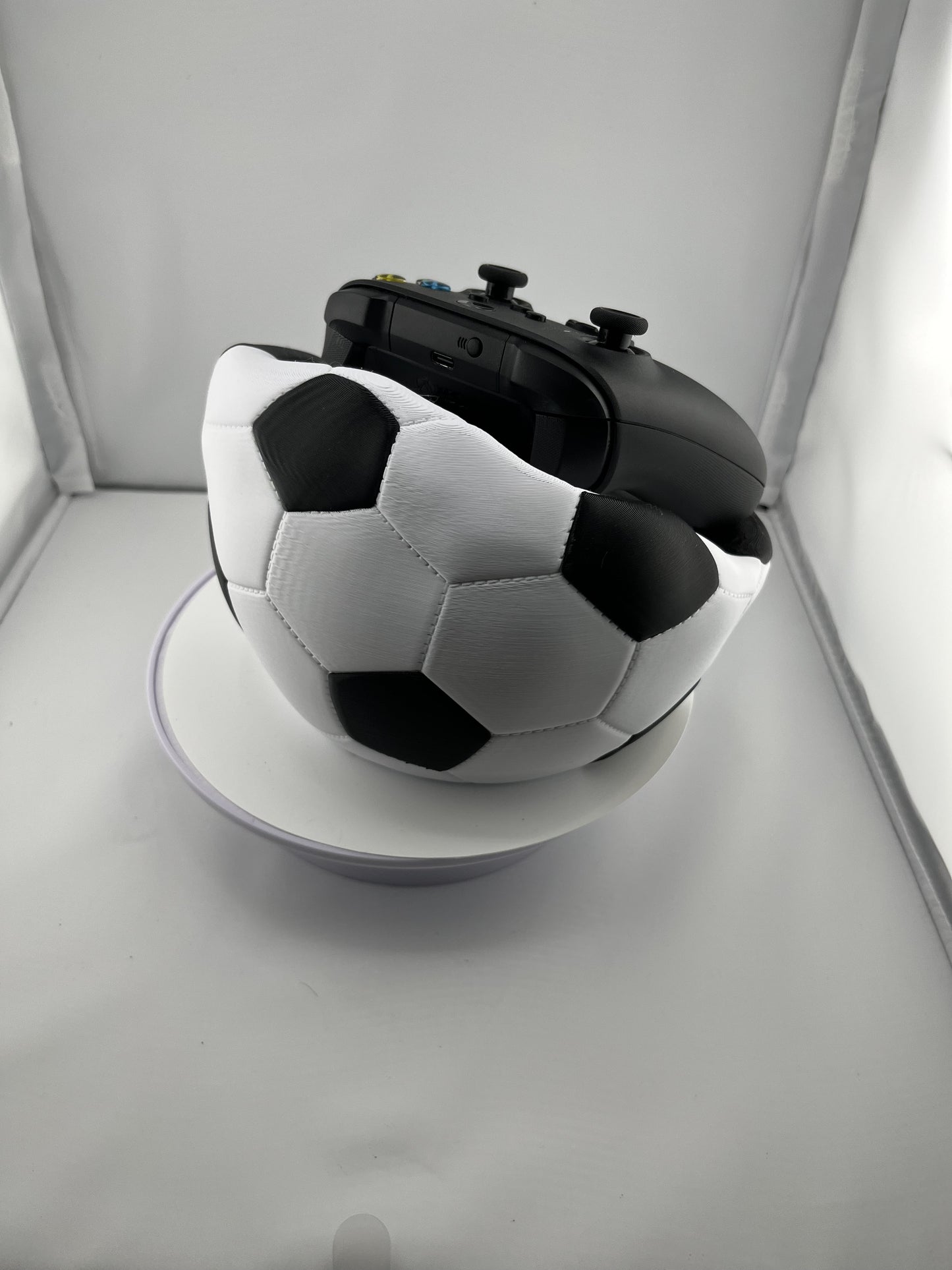 ⚽ 3D-Printed Soccer Ball Controller Stand – Compatible with Xbox & PlayStation – Ultimate Gamer & Soccer Fan Gift! 🎮