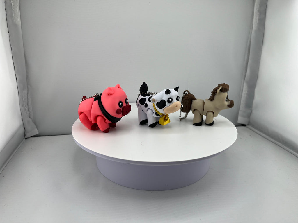 3 Pack Farm Animal Keychains – Articulated 3D Printed Pig, Cow & Horse Key Rings – Flexible Farm Animal Keychains for Keys, Backpacks & Bags