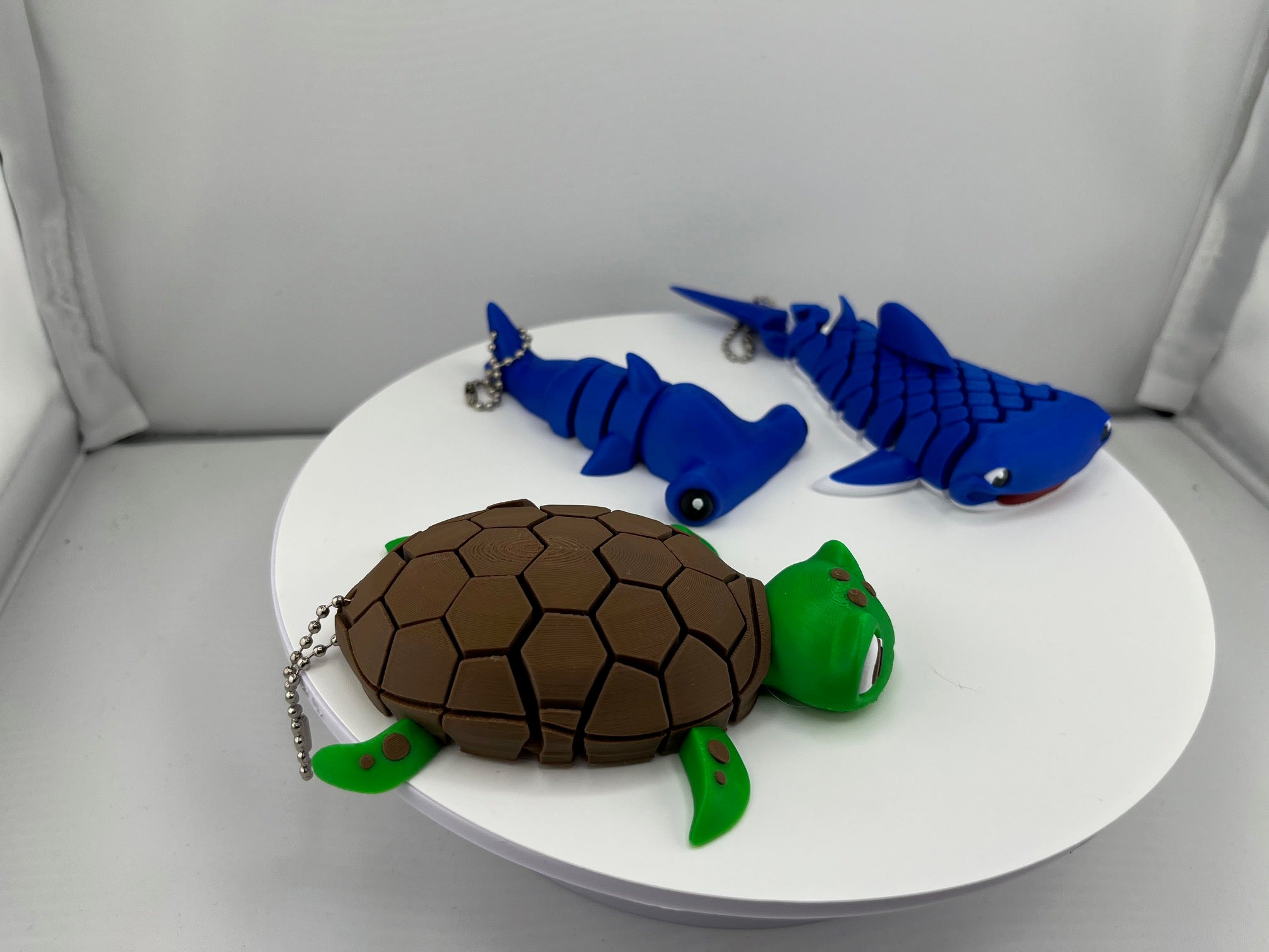 3 Pack Ocean Animal Keychains – Hammerhead Shark, Whale Shark & Sea Turtle – Articulated 3D Printed Marine Animal Key Rings for Keys, Backpacks & Bags