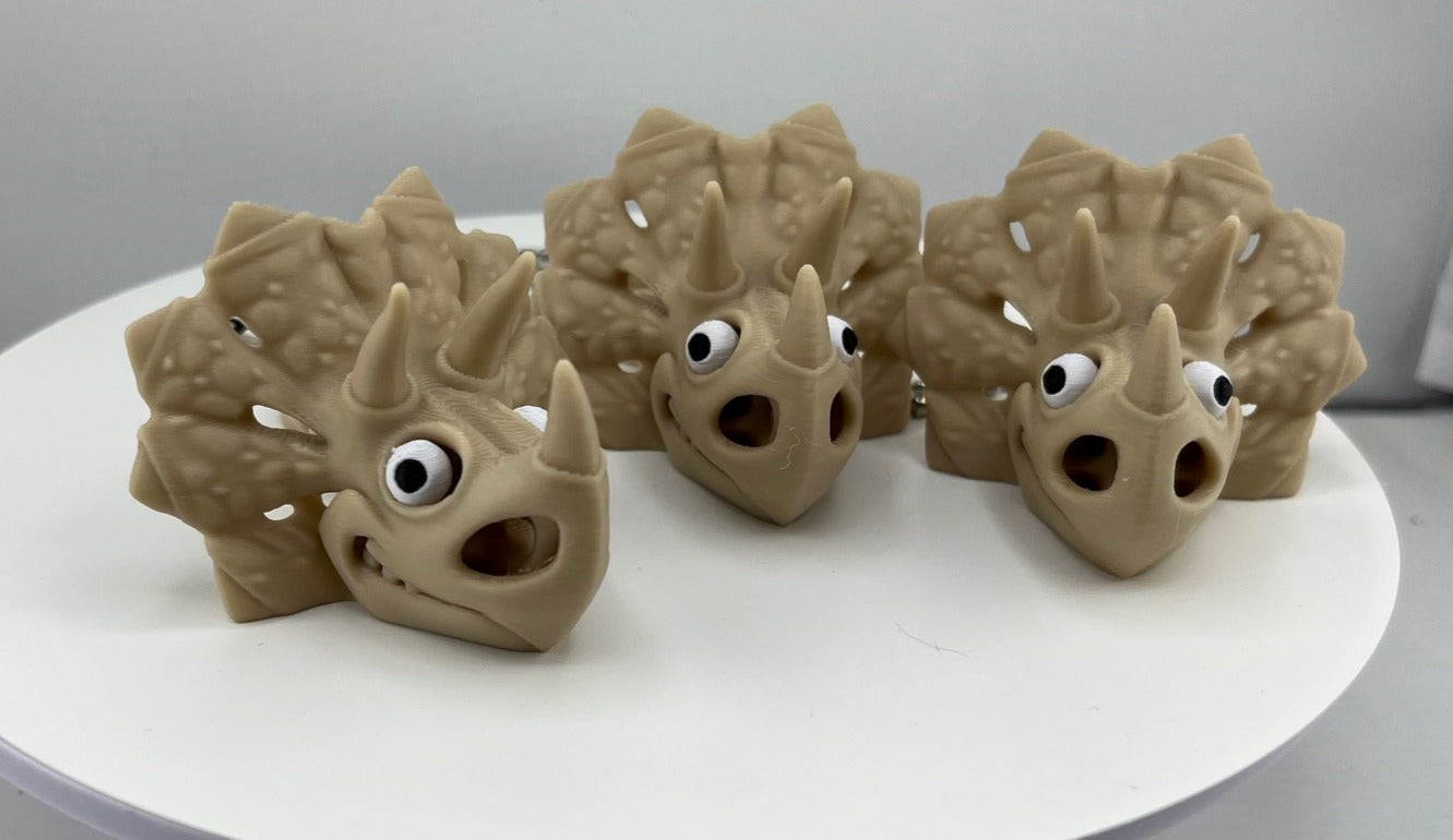 3 Pack Articulated Triceratops Keychains – Flexible 3D Printed Dinosaur Keychain Set – Cute Pocket Dinosaur Key Rings – Fun Collectible Dinos for Bags, Keys & Backpacks